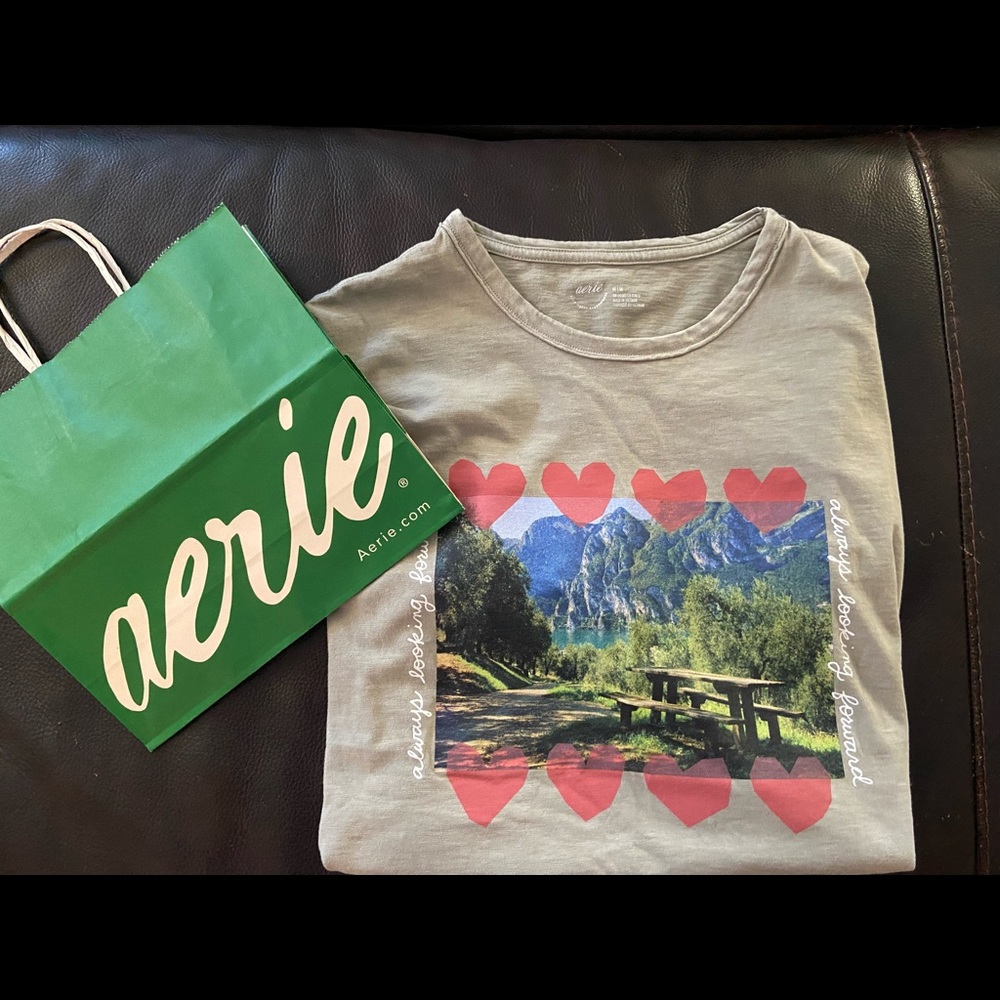 Aerie Soft Graphic Tshirt-Brand New